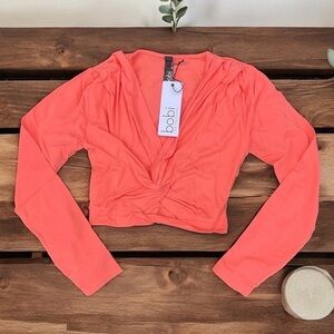 BOBI Knot Front w/Keyhole Crop Top Sz L